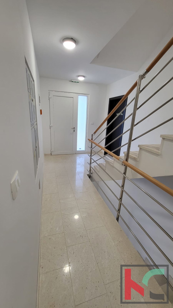 Istria - Premantura - Volme, appartamento 75m2 in un lussuoso edificio nuovo con vista mare
