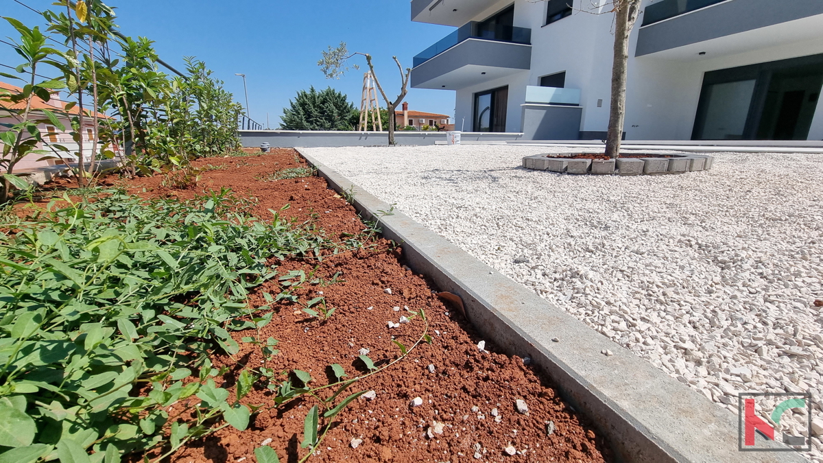 Istria - Premantura - Volme, appartamento 75m2 in un lussuoso edificio nuovo con vista mare