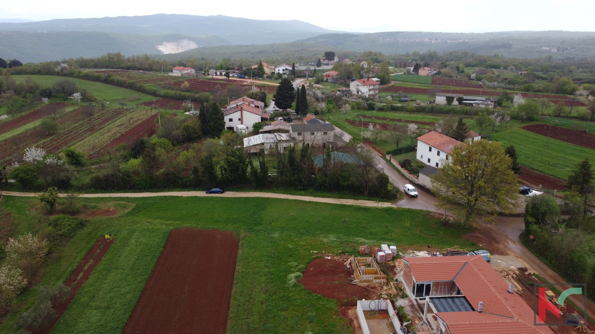 Istria - Barban, terreno con permesso di costruzione II utenze pagate, # vendita esclusiva