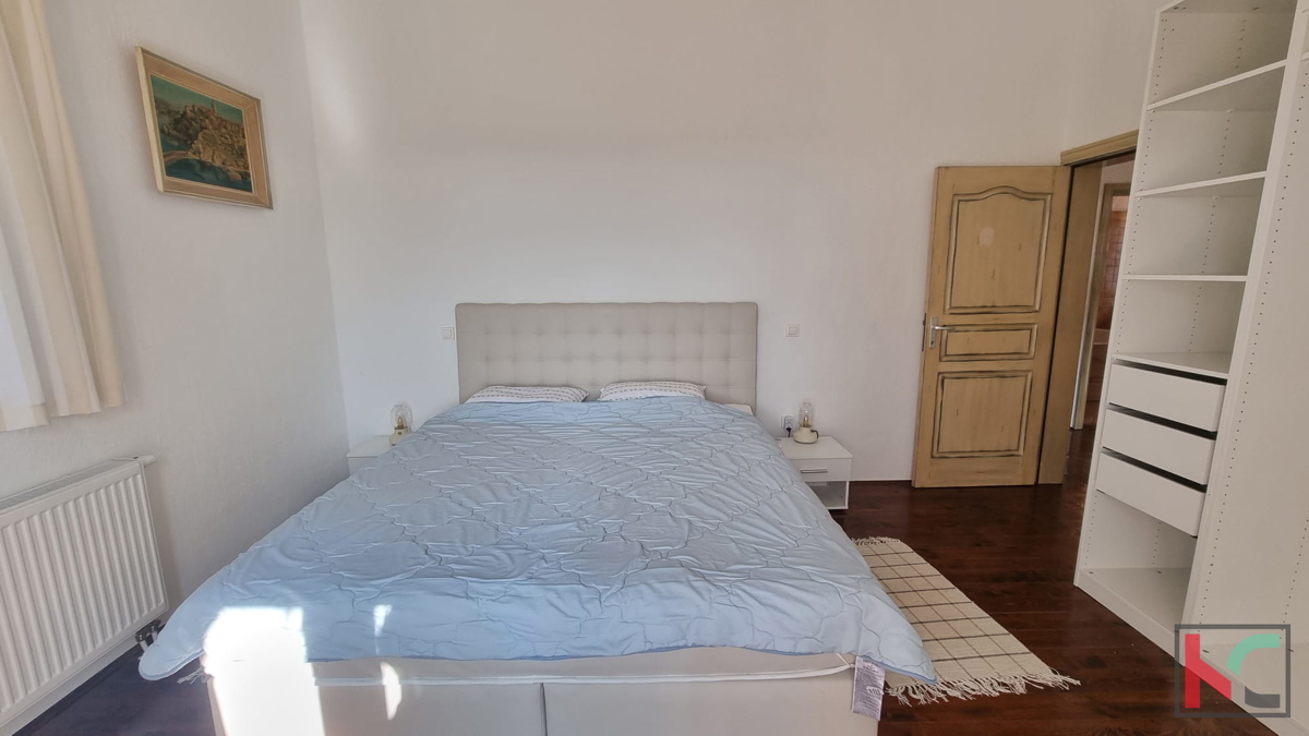 Istria, Svetvinčenat, villa in pietra con piscina, #vendita