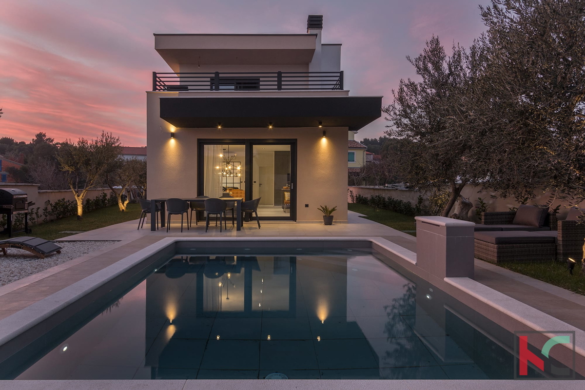 Istria, Premantura, villa moderna con piscina e sistema smart home #vendita