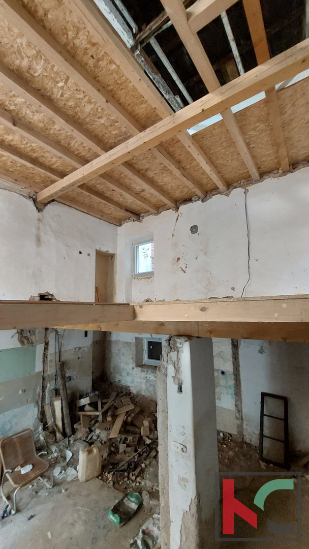 Istria, Dignano, Casa a schiera da ristrutturare, #vendita