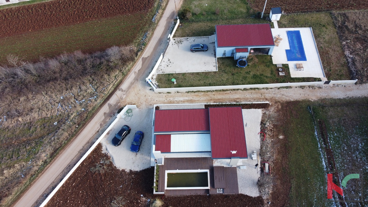 Istria, Gimino, moderna casa ad un piano con piscina, #vendita