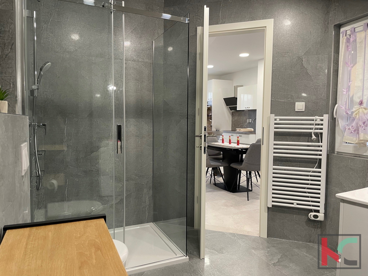 PULA, ŠIJANA, MODERNA PALAZZINA CON GARAGE E TERRAZZA, #VENDITA