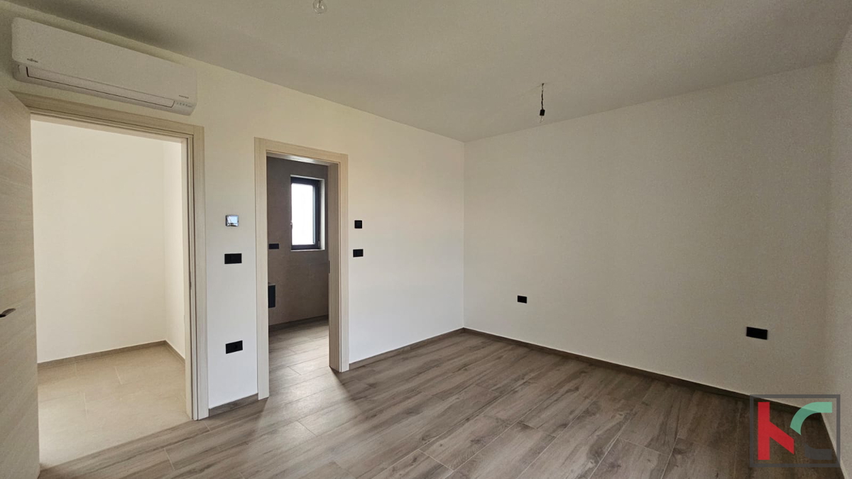 Istria, Medolino, casa bifamiliare in costruzione con piscina e giardino, garage, vicino al mare, #vendita