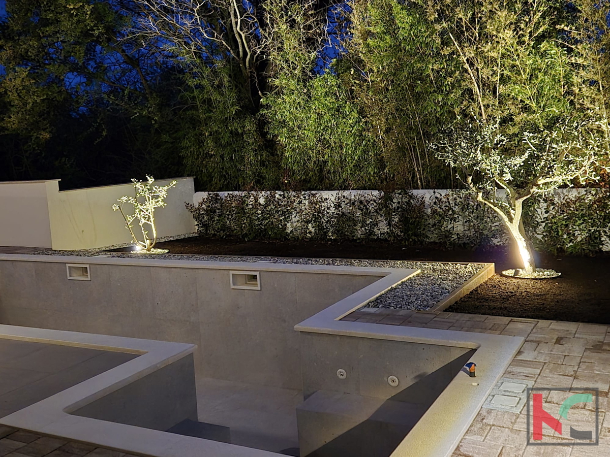 Istria, Medolino, casa bifamiliare in costruzione con piscina e giardino, garage, vicino al mare, #vendita