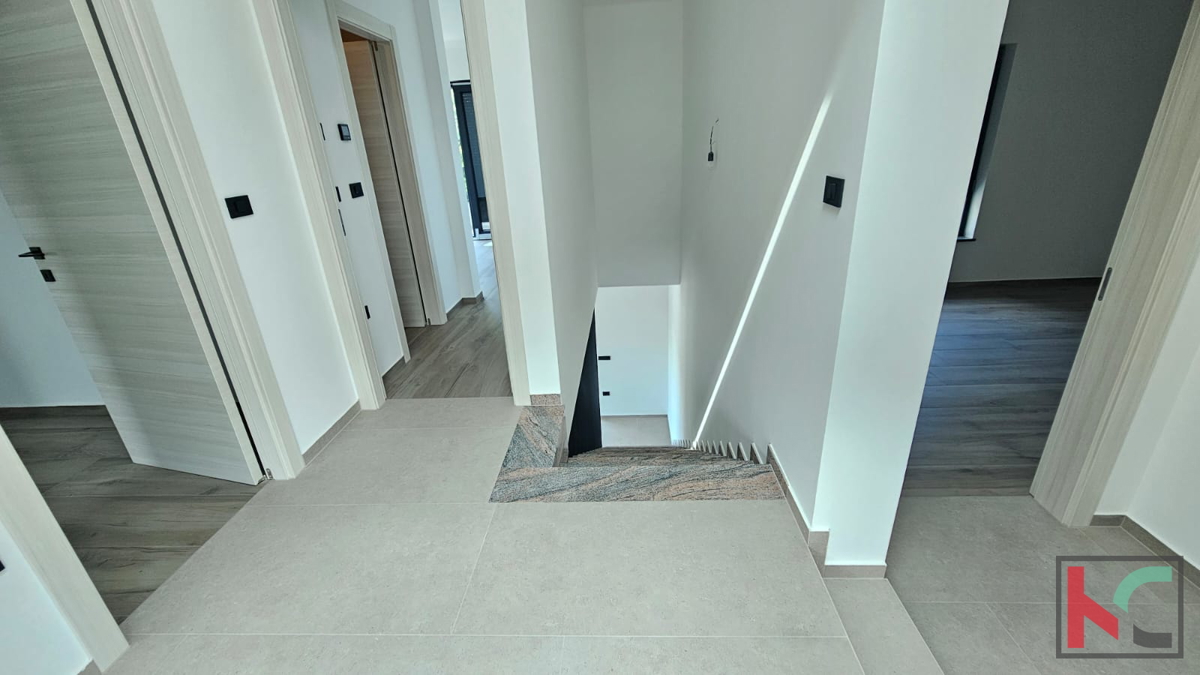 Istria, Medolino, casa bifamiliare in costruzione con piscina e giardino, garage, vicino al mare, #vendita