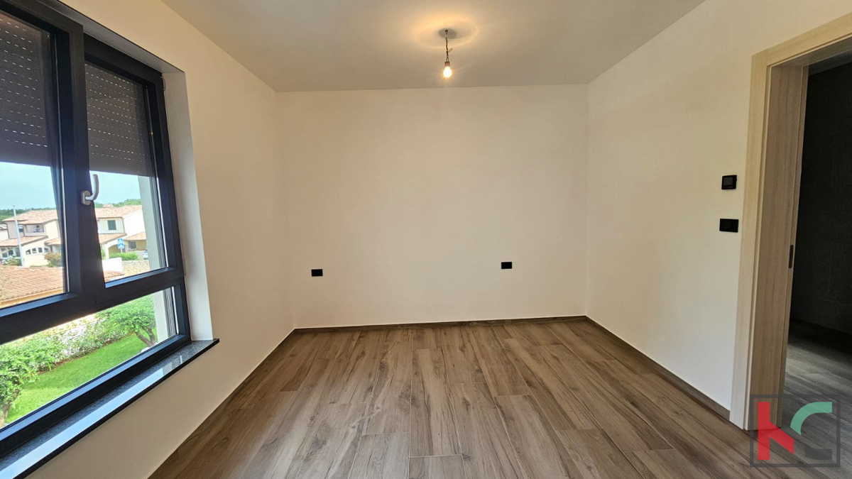 Istria, Medolino, casa bifamiliare in costruzione con piscina e giardino, garage, vicino al mare, #vendita