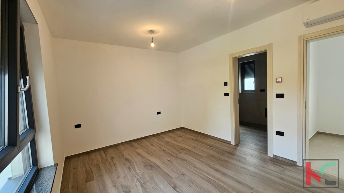 Istria, Medolino, casa bifamiliare in costruzione con piscina e giardino, garage, vicino al mare, #vendita