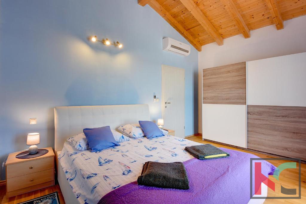 Istria, Medulin, villa di lusso con piscina e giardino paesaggistico 1100m2, 300m dal mare