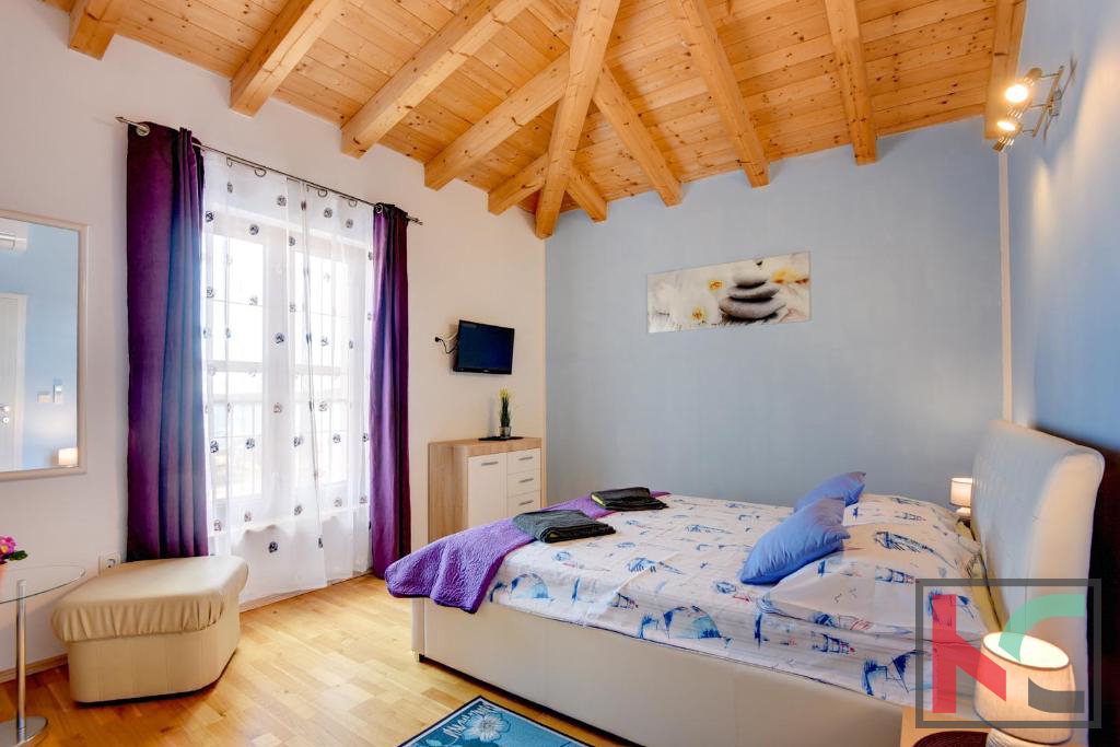 Istria, Medulin, villa di lusso con piscina e giardino paesaggistico 1100m2, 300m dal mare