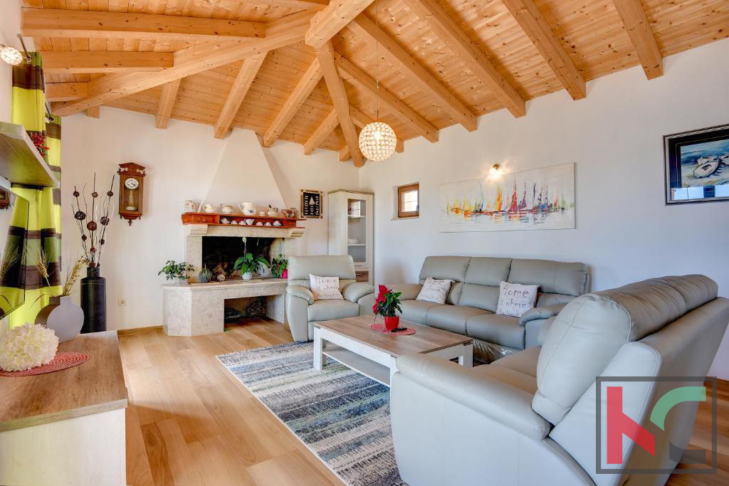 Istria, Medulin, villa di lusso con piscina e giardino paesaggistico 1100m2, 300m dal mare