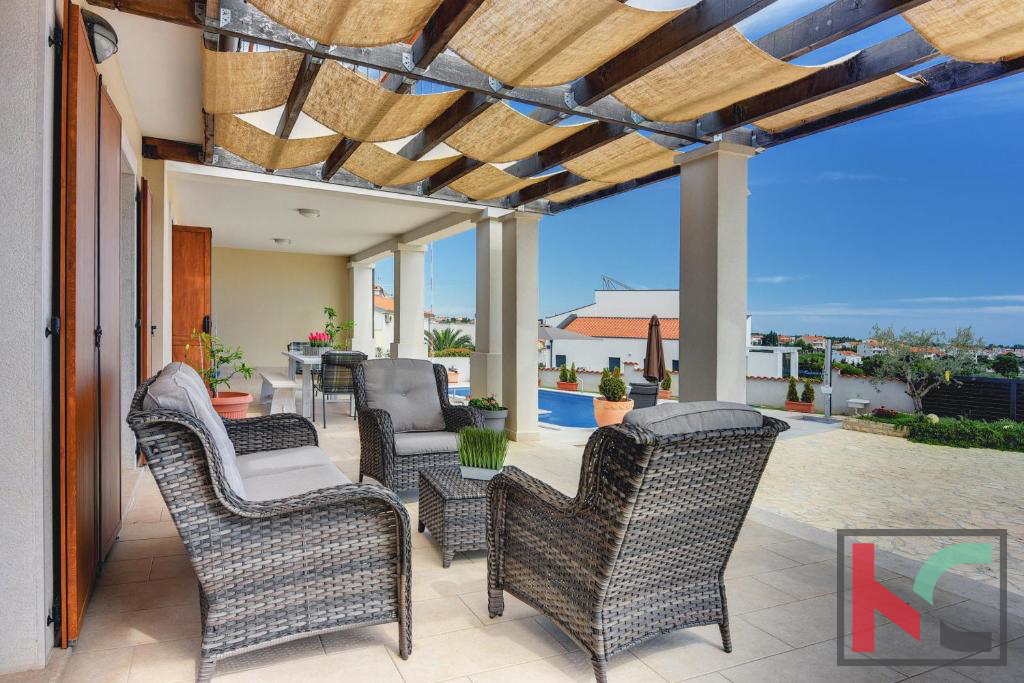 Istria, Medulin, villa di lusso con piscina e giardino paesaggistico 1100m2, 300m dal mare