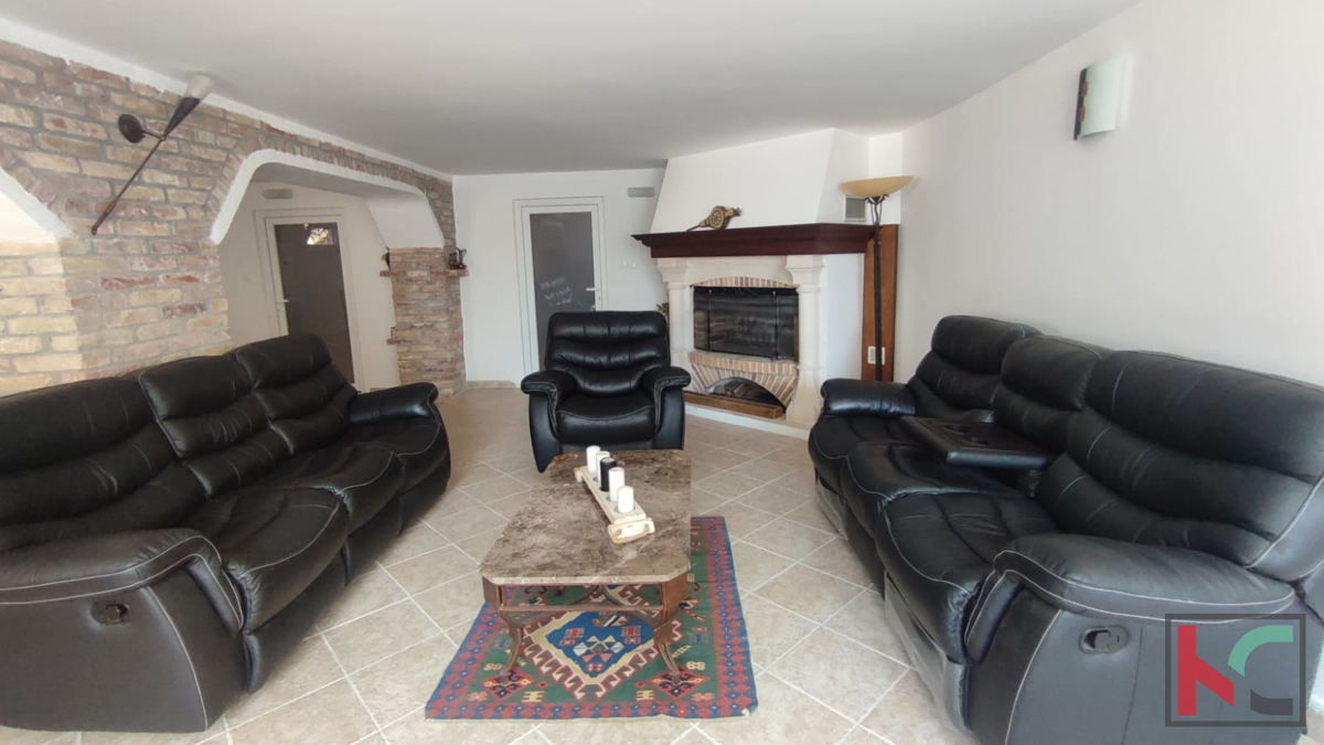 Istria, Medulin, Pomer, casa con 4 appartamenti e giardino paesaggistico