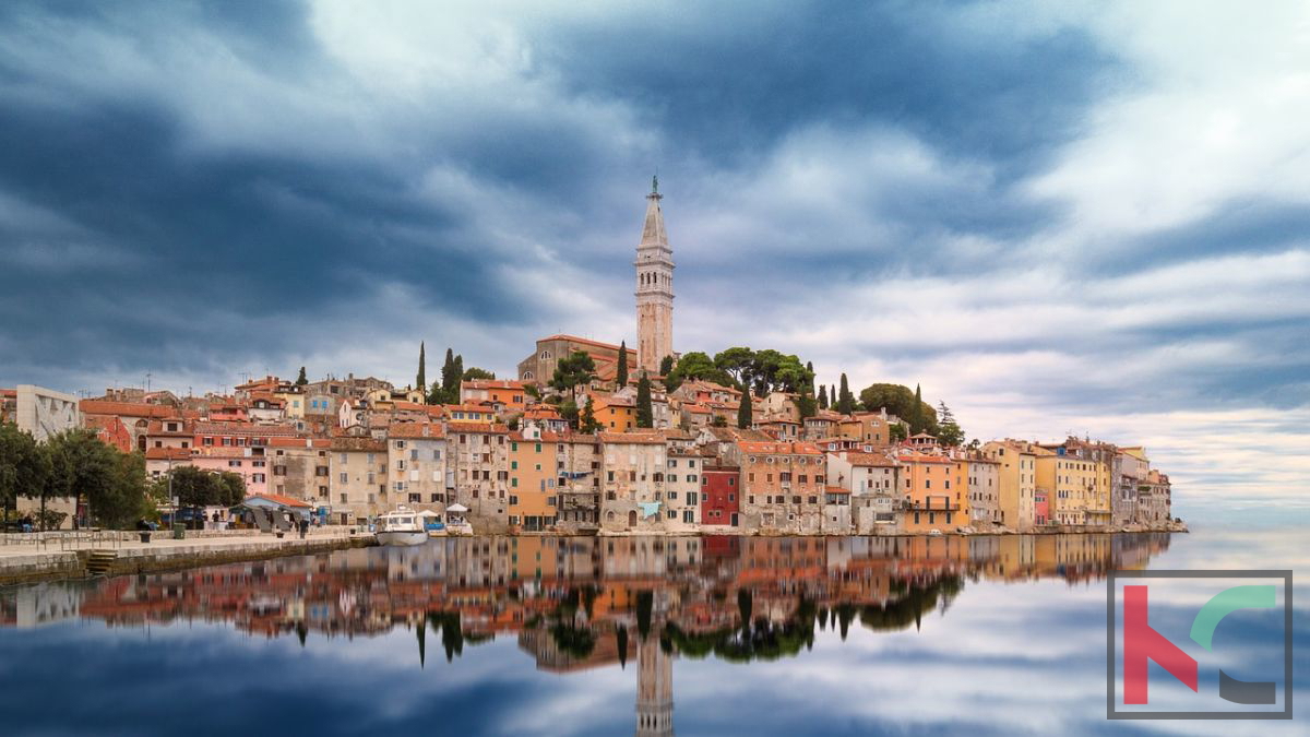 Istria, casa in pietra nelle vicinanze di Rovigno, 120m2, in fase di alto roh-bau con vista mare, #vendita