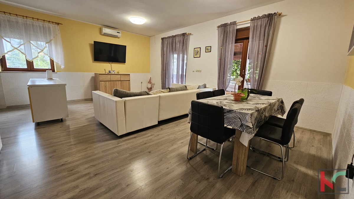 Istria, Volme, #vendita casa indipendente con due appartamenti e ampio giardino di 316m2