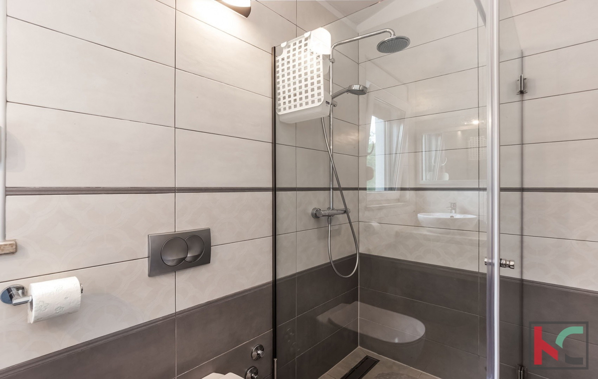 Istria, Visignano, casa moderna con piscina e giardino, 4 camere da letto, #vendita