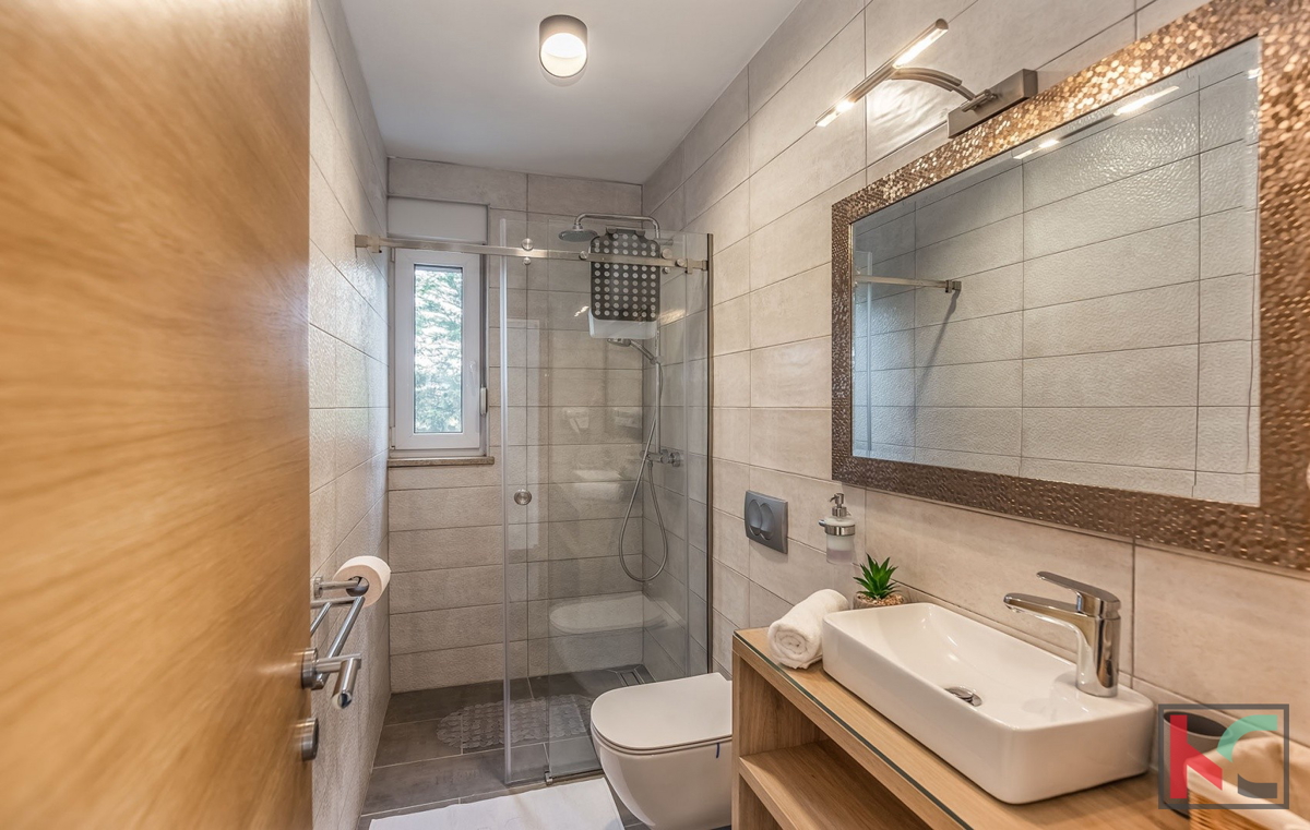 Istria, Visignano, casa moderna con piscina e giardino, 4 camere da letto, #vendita