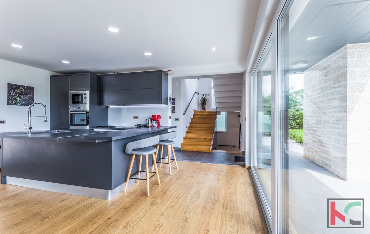 Istria, Visignano, casa moderna con piscina e giardino, 4 camere da letto, #vendita