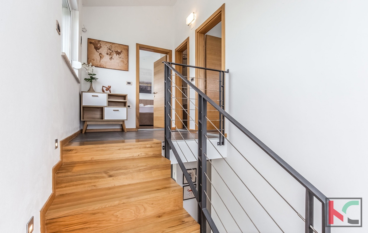 Istria, Visignano, casa moderna con piscina e giardino, 4 camere da letto, #vendita