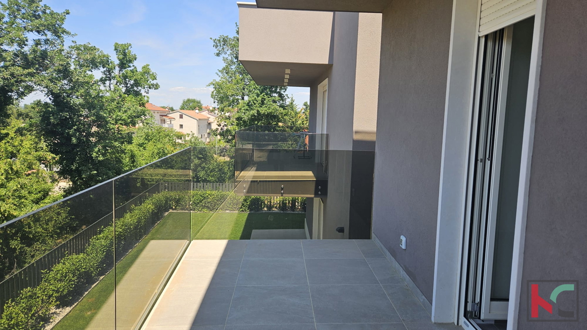 Parenzo, appartamento quadrilocale 162,62 m3 in una nuova costruzione, con ampia terrazza sul tetto e vista sul mare #vendita