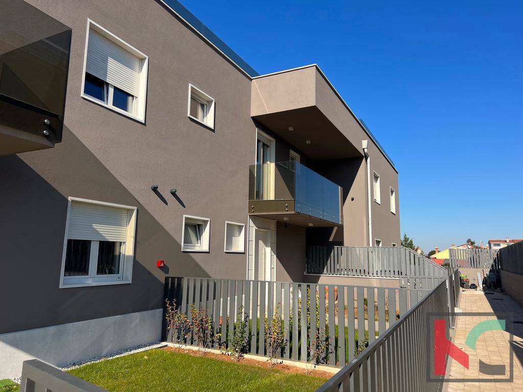 Parenzo, appartamento quadrilocale 162,62 m3 in una nuova costruzione, con ampia terrazza sul tetto e vista sul mare #vendita