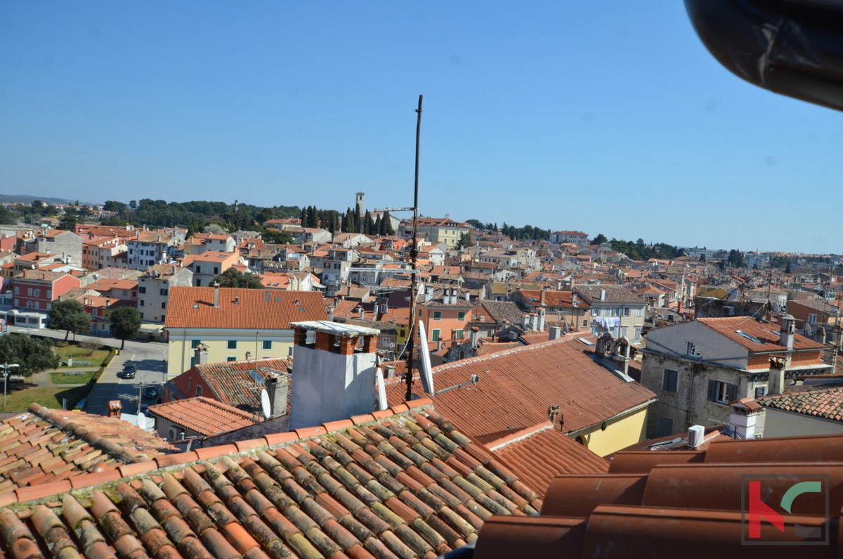 Rovigno, centro, appartamento su due piani con vista mare 75,40m2 #vendita