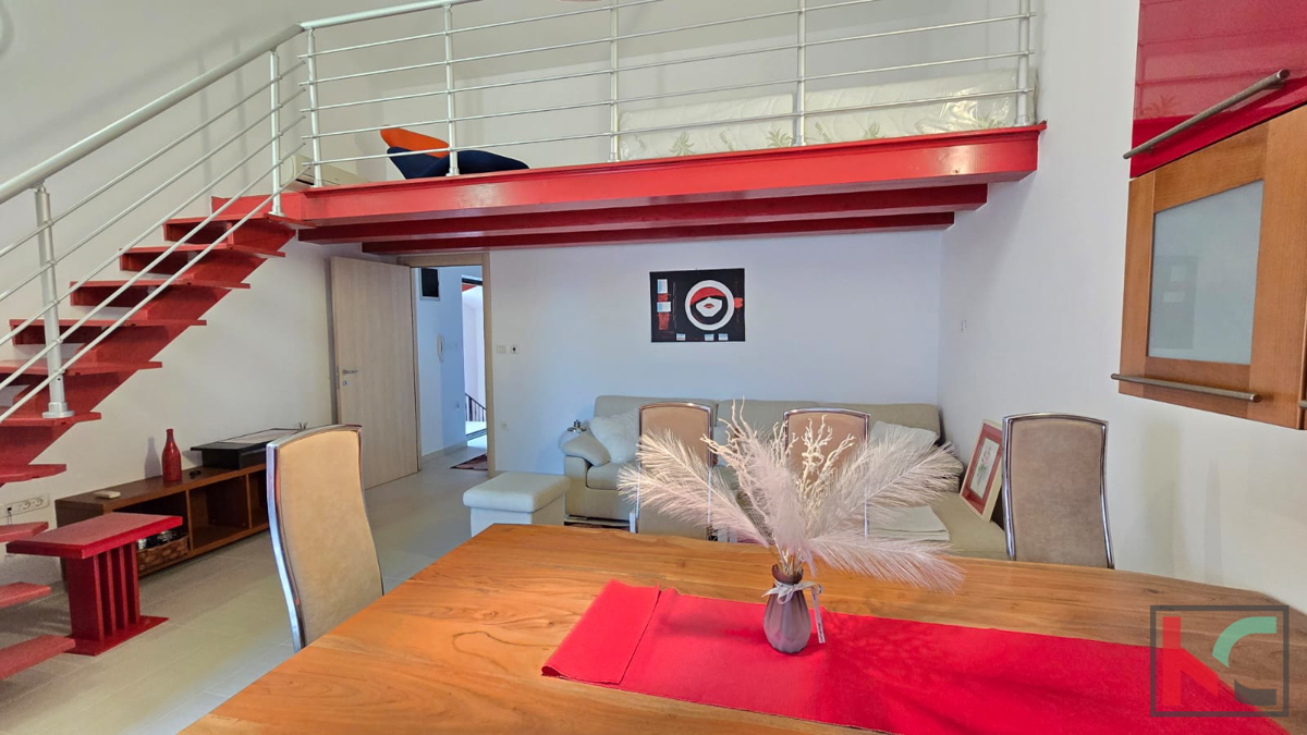 Istria, Valbandon, appartamento 59,01 m2, 1 camera da letto + bagno, due posti auto e balcone #vendita