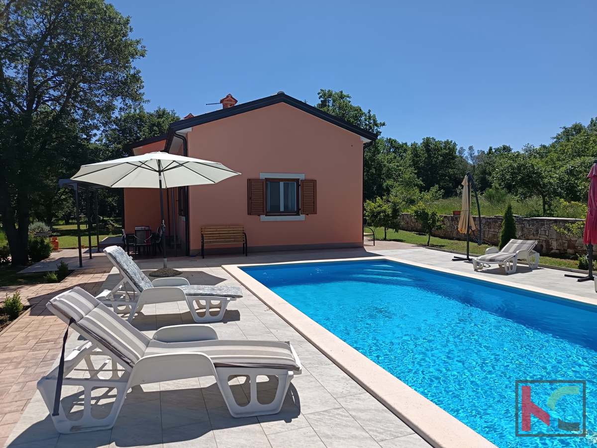 ROVINJ, CASA MODERNA CON PISCINA E ULIVETO, VICINANZA AL MARE, #VENDITA