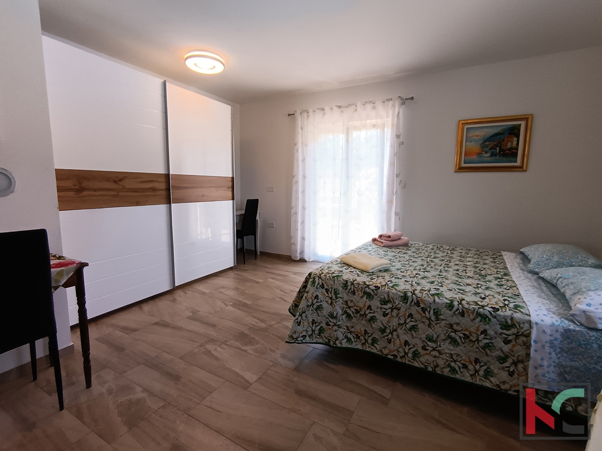 ROVINJ, CASA MODERNA CON PISCINA E ULIVETO, VICINANZA AL MARE, #VENDITA