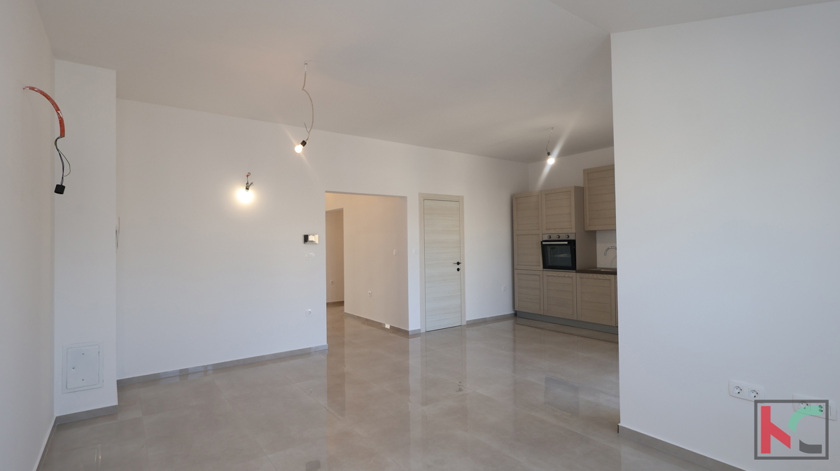 LIŽNJAN, ŠIŠAN, APPARTAMENTO TRILOCALE IN EDIFICIO CON DUE APPARTAMENTI #VENDITA