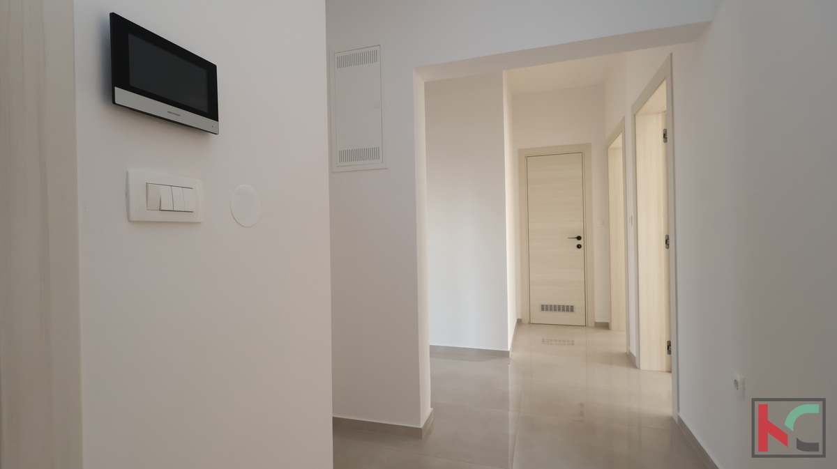 LIŽNJAN, ŠIŠAN, APPARTAMENTO TRILOCALE IN EDIFICIO CON DUE APPARTAMENTI #VENDITA