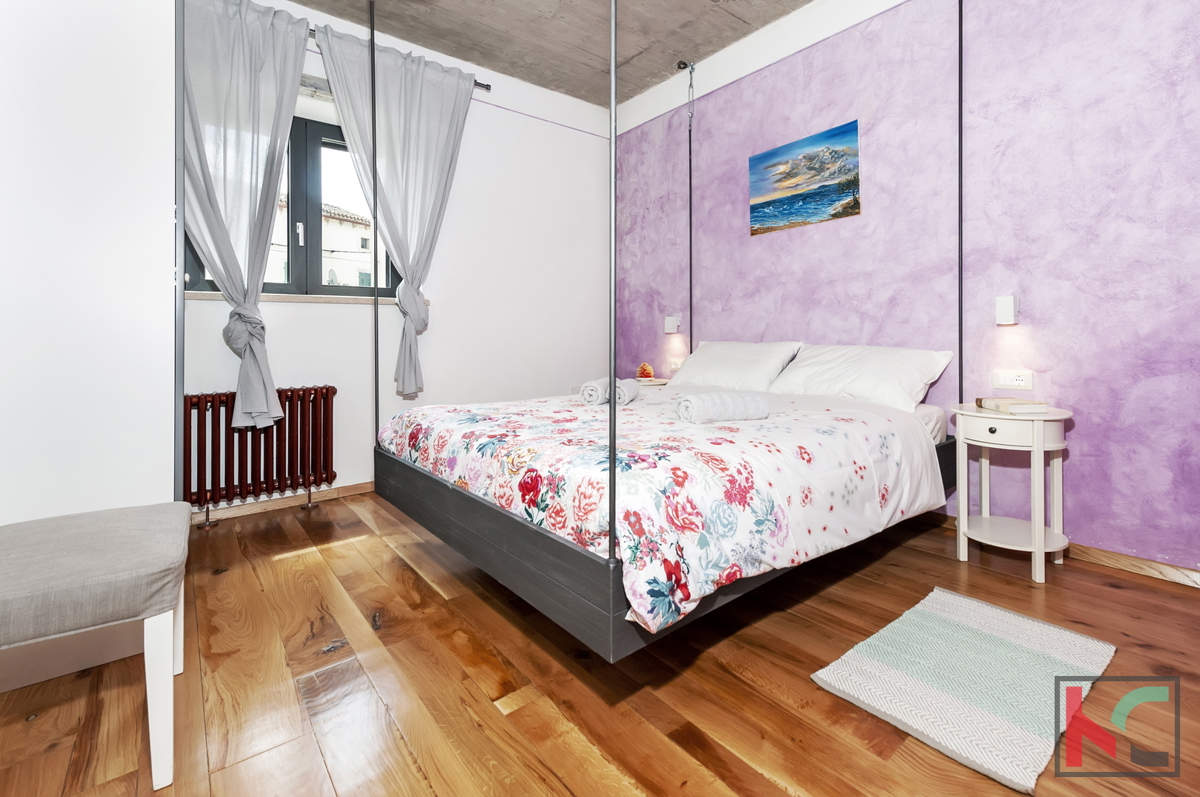 Istria, Kanfanar, autentica villa di 200 m2 con piscina e vista mare