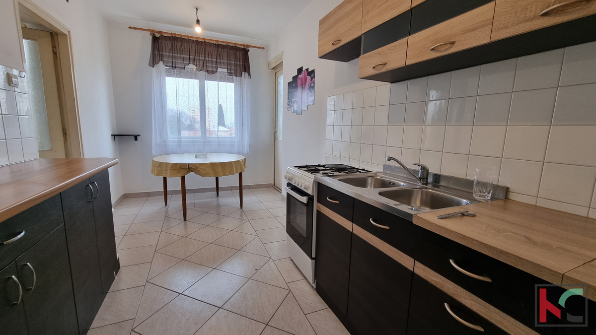 Pula, Veruda, appartamento 89,61m2 con tre terrazze