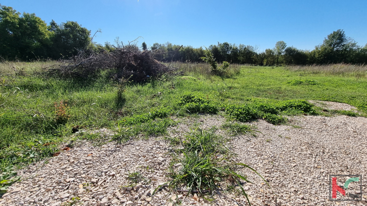 Istria, Loborika, terreno edificabile 892m2 di formato regolare