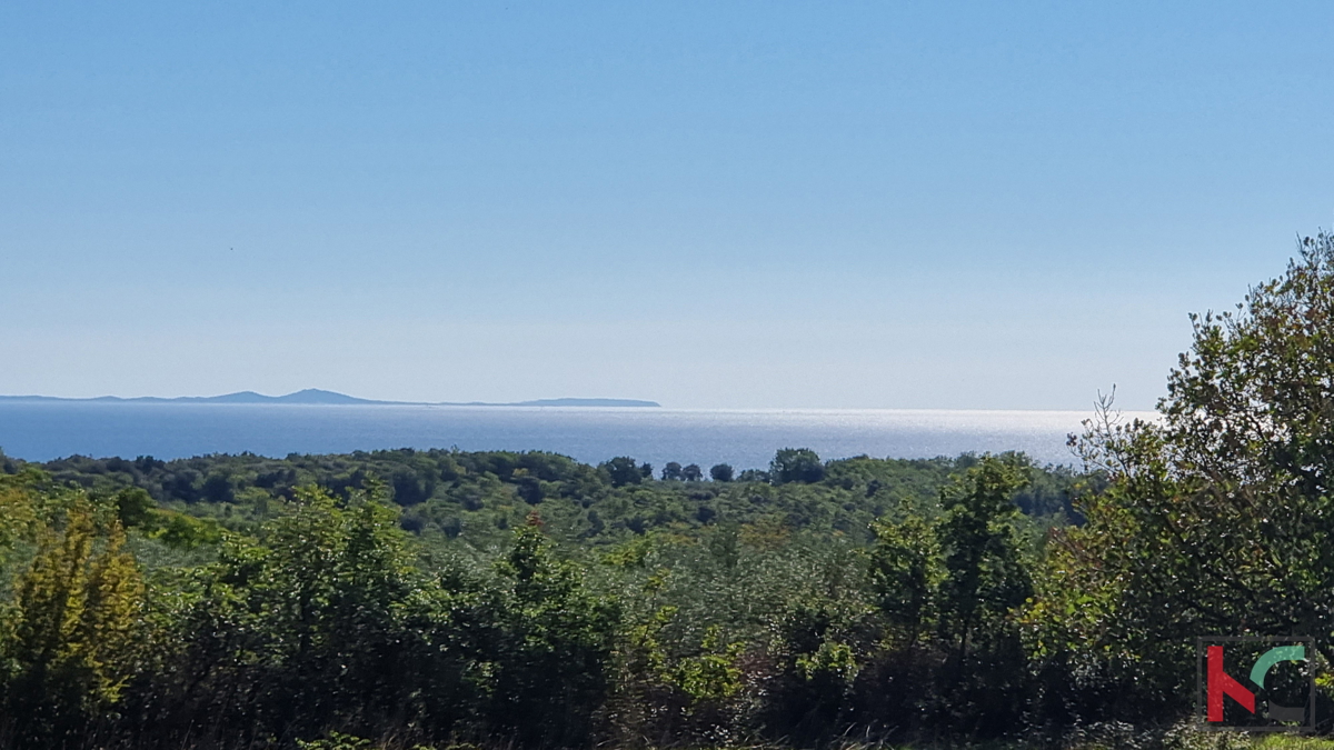 Istria, Perugia, terreno edificabile e agricolo 5932m2 con vista mare