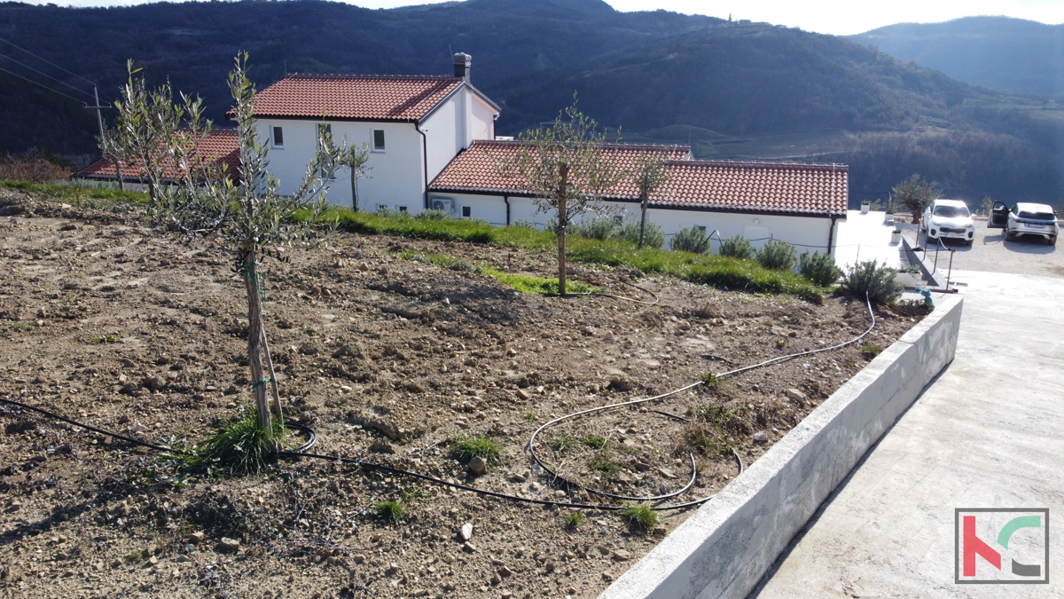 Istria, Villa su un giardino di 20.000 m2 vicino al pittoresco villaggio di Draguć