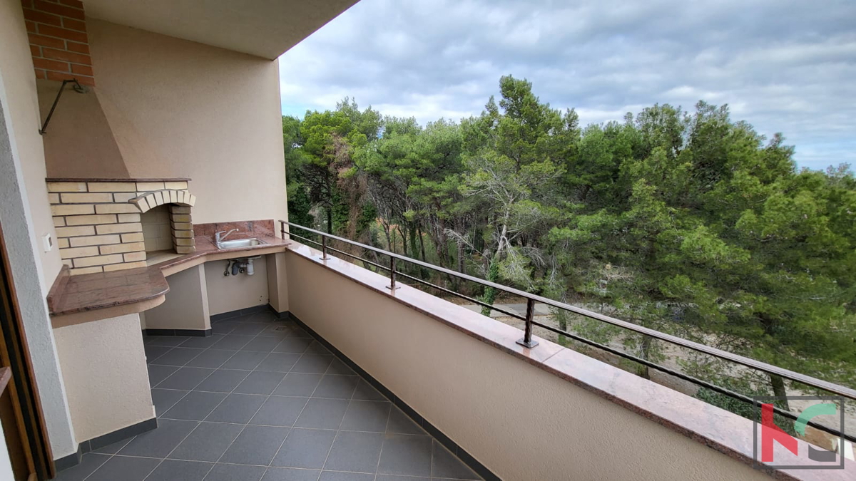 Istria, Premantura, appartamento 64,65m2, 100m dal mare