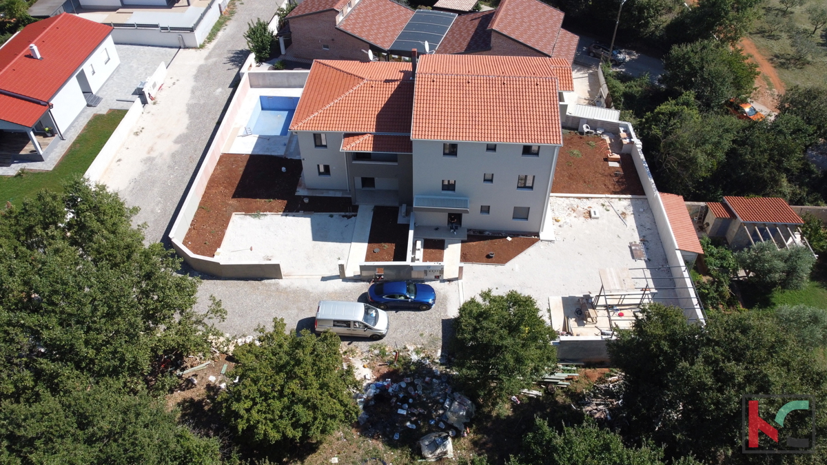 Istria, Pomer, casa bifamiliare con 170m2 di superficie abitabile #vendita