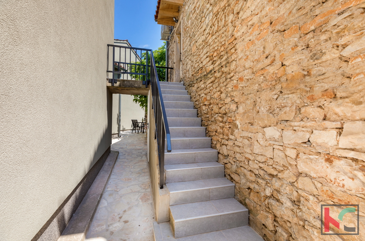 Istria, Ližnjan, Šišan, casa in pietra ristrutturata, #vendita