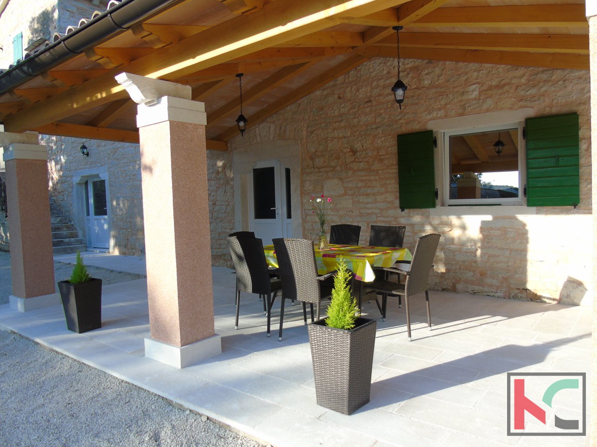Istria, Gimino, casa indipendente con piscina di 120m2 e ampio giardino di 100m2 #vendita