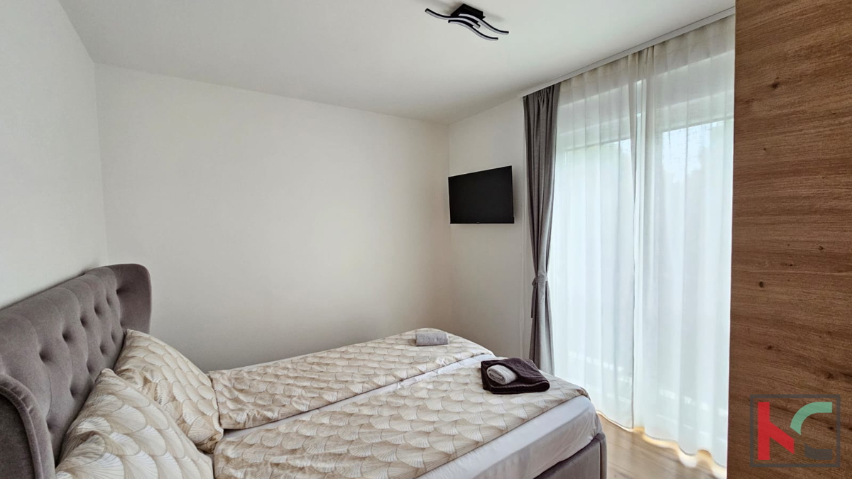 Istria, Pola, Valdebek, nuova casa bifamiliare vicino al centro città, #vendita