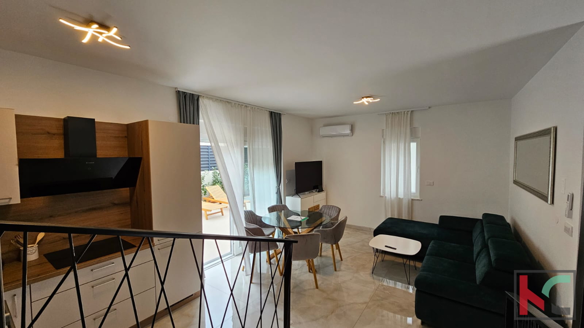 Istria, Pola, Valdebek, nuova casa bifamiliare vicino al centro città, #vendita