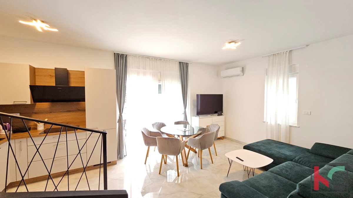 Istria, Pola, Valdebek, nuova casa bifamiliare vicino al centro città, #vendita