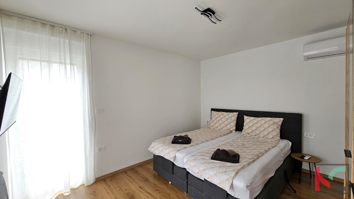 Istria, Pola, Valdebek, nuova casa bifamiliare vicino al centro città, #vendita