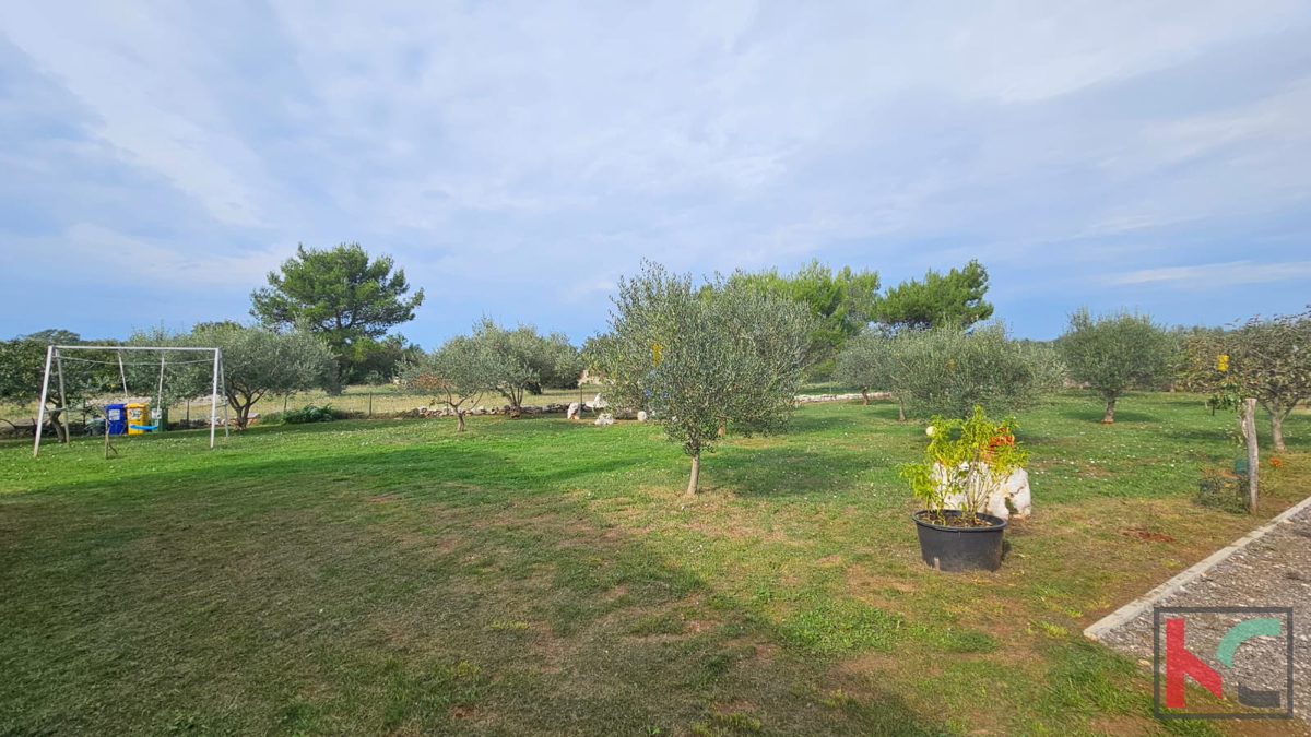 Istria, Peroj, casa vacanza con ampio giardino, 1833 m, #vendita