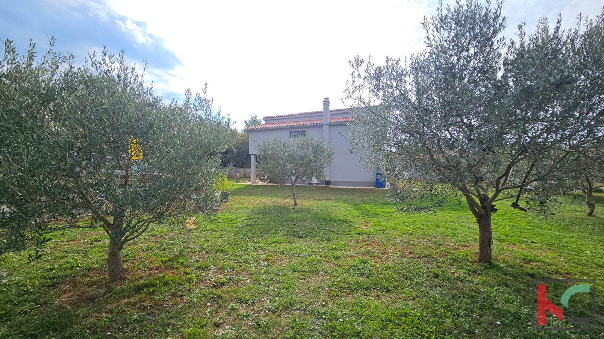 Istria, Peroj, casa vacanza con ampio giardino, 1833 m, #vendita