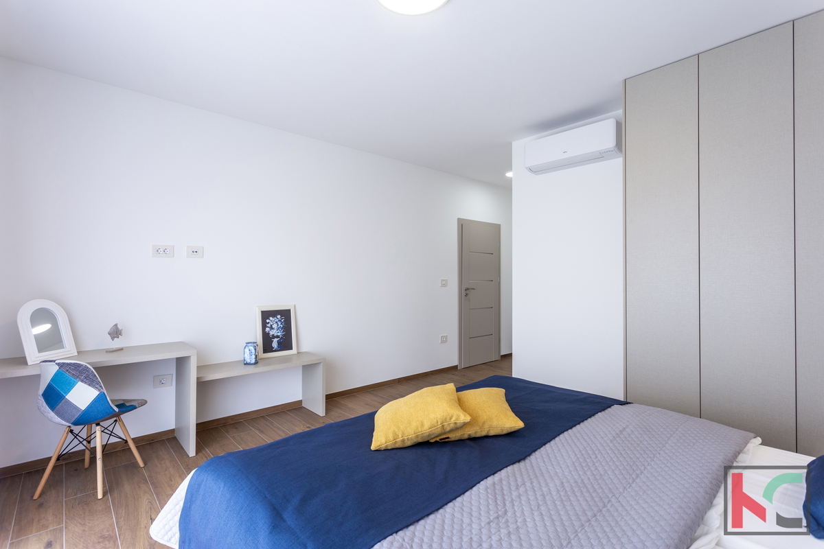 ISTRA, SMOLJANCI, CASA INDIPENDENTE CON PISCINA E GIARDINO CURATO #VENDITA