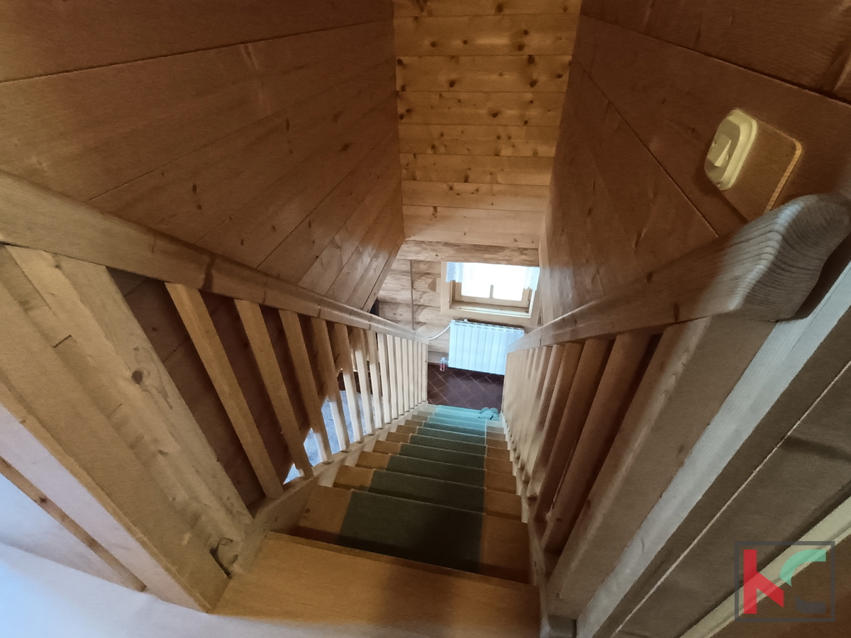 ISTRA, POREČ, UNICA CASA IN LEGNO CON VISTA MARE, #VENDITA