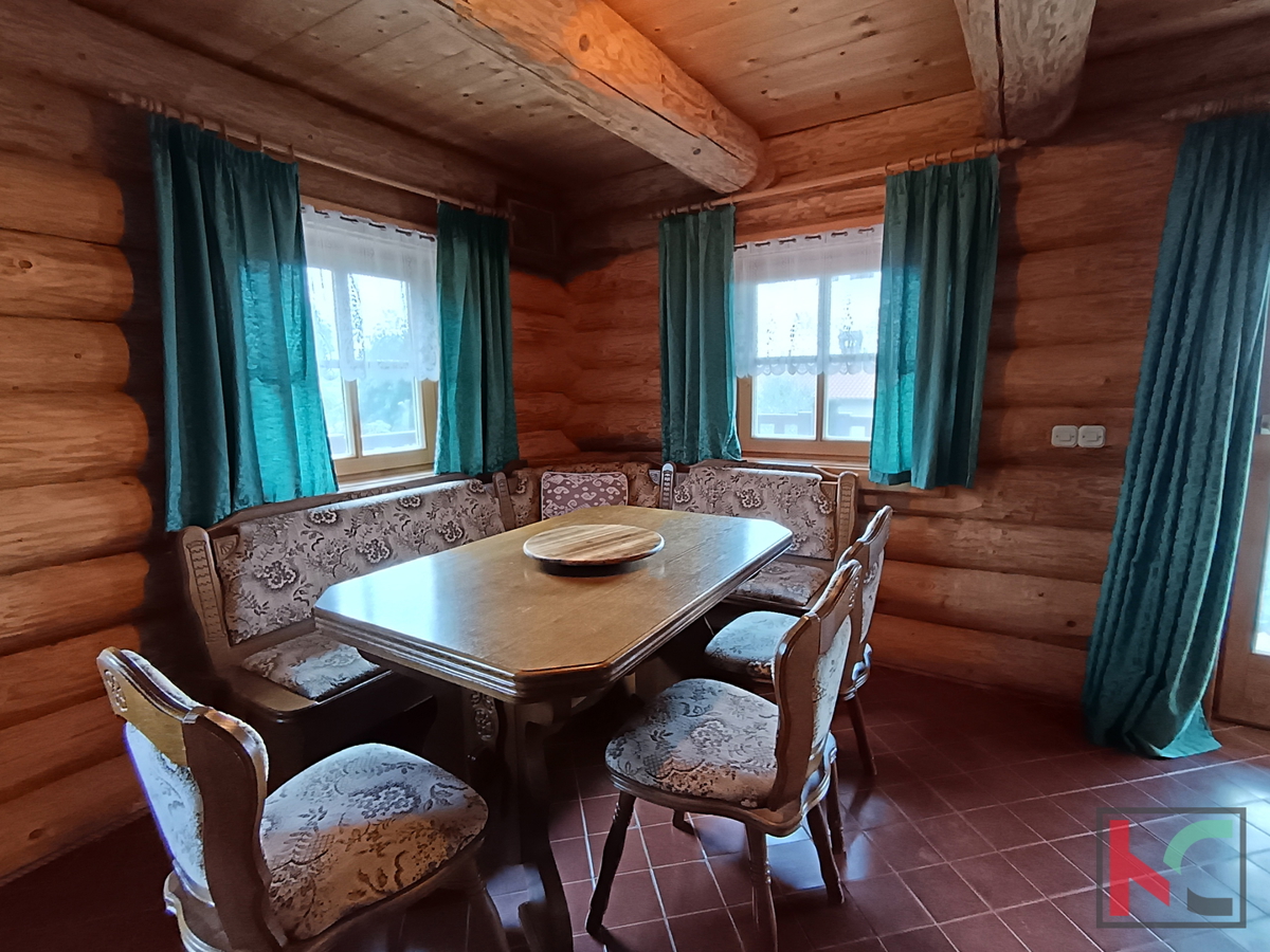 ISTRA, POREČ, UNICA CASA IN LEGNO CON VISTA MARE, #VENDITA